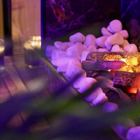 Love Room Gold - Les Delices Rooms Angers Bagian luar foto