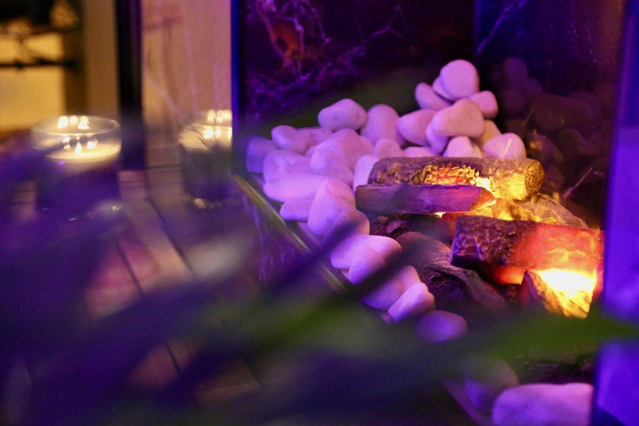 Love Room Gold - Les Delices Rooms Angers Bagian luar foto