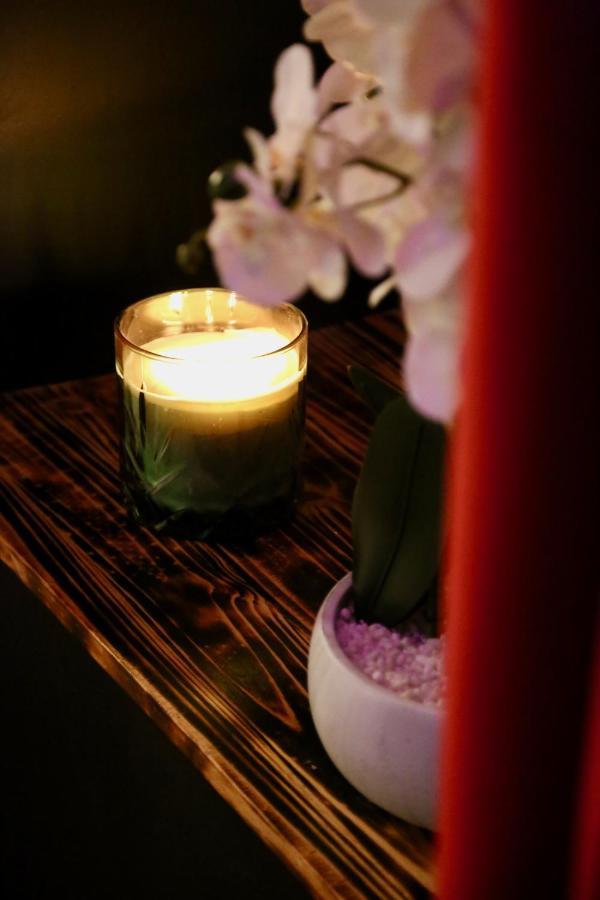 Love Room Gold - Les Delices Rooms Angers Bagian luar foto